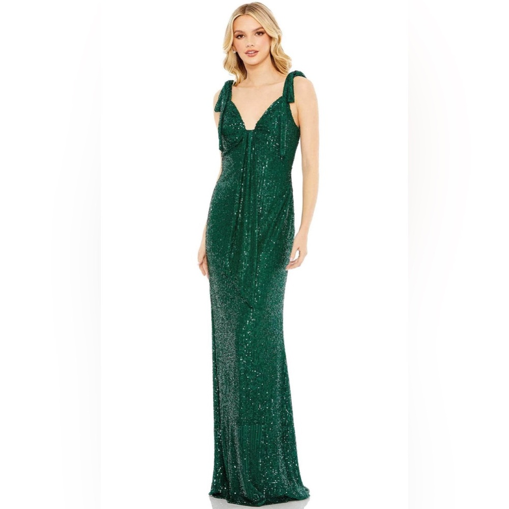 Mac Duggal 26693 size 8‎ green sequin sleeveless bow shoulder column gown